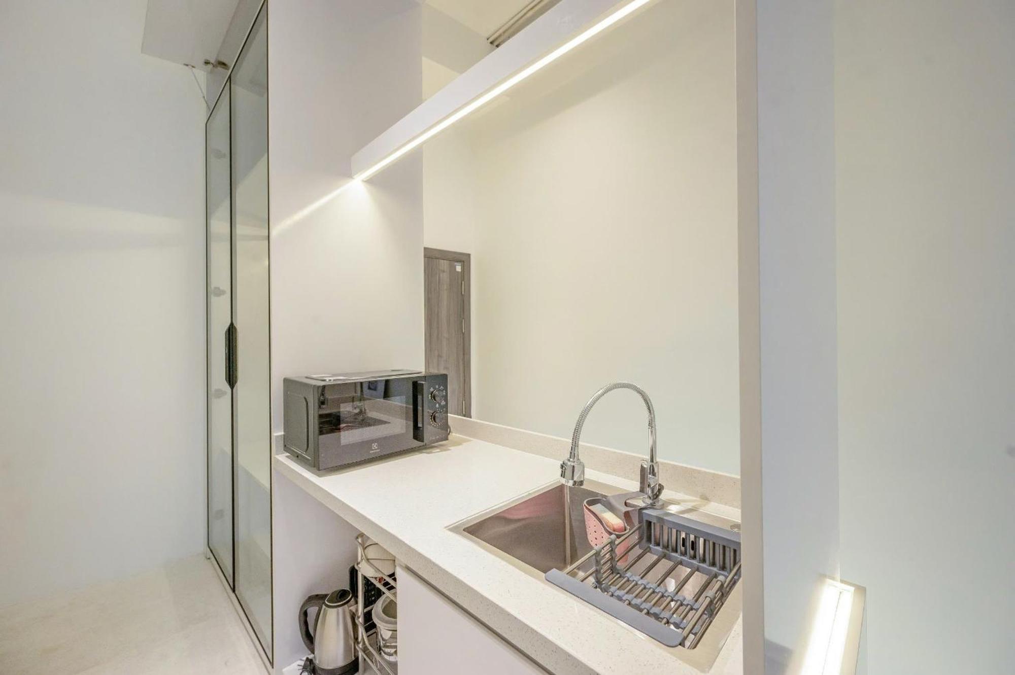 Q Hotel & Apartment Han Market Da Nang Exterior photo