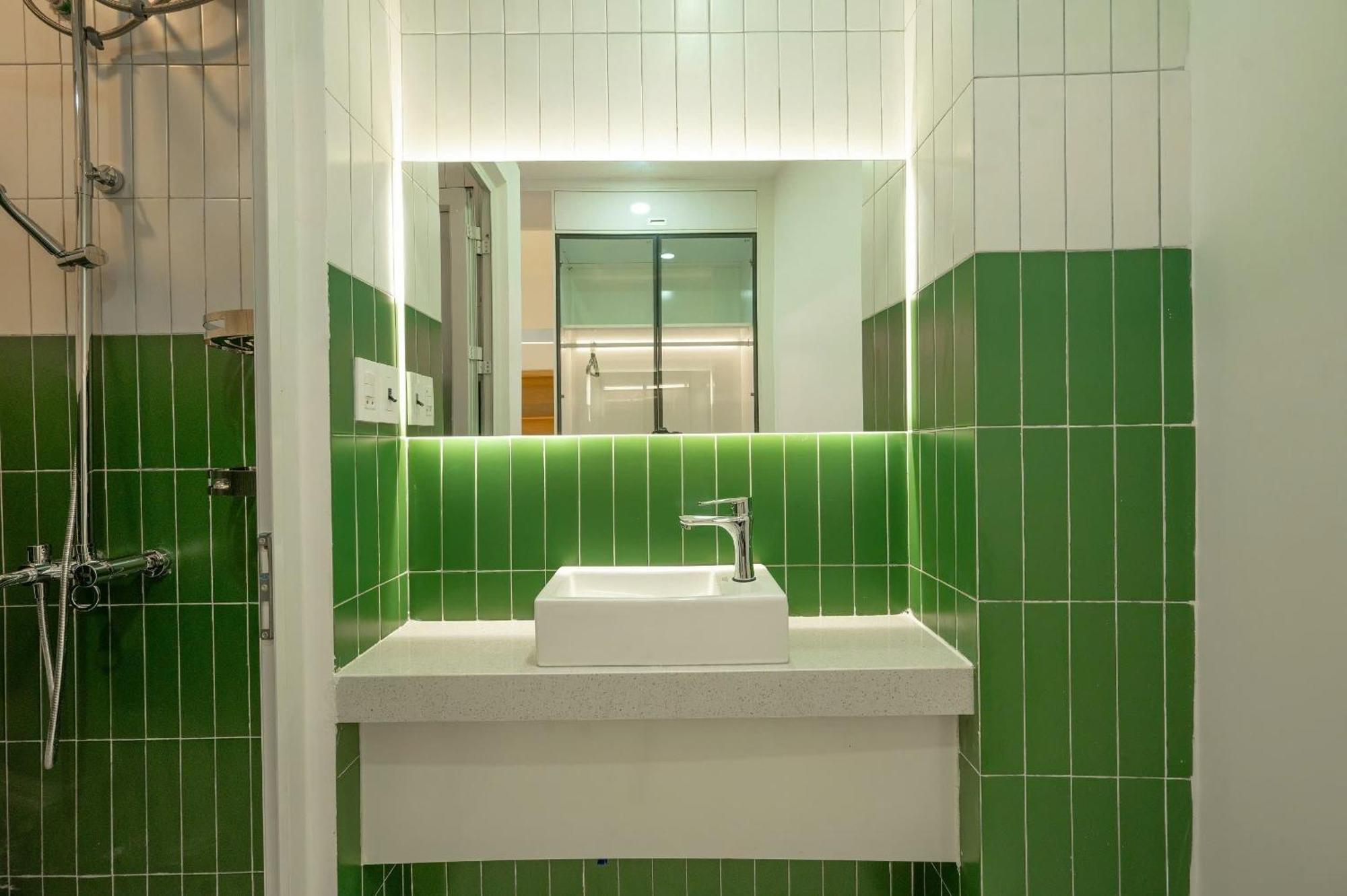 Q Hotel & Apartment Han Market Da Nang Exterior photo